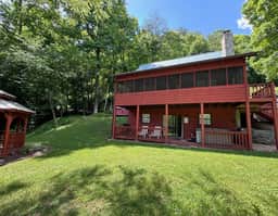 Bigfoot's River Retreat