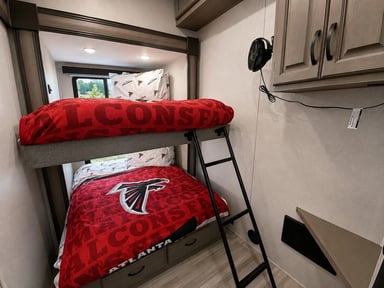 Bunk Bedroom