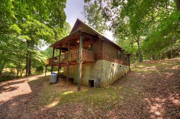 Bear Creek Lodge