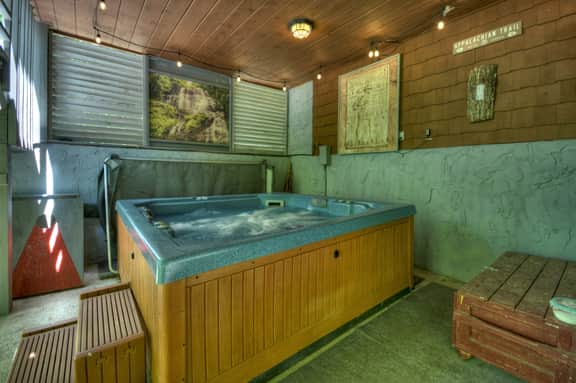 Grey Wolf Lodge