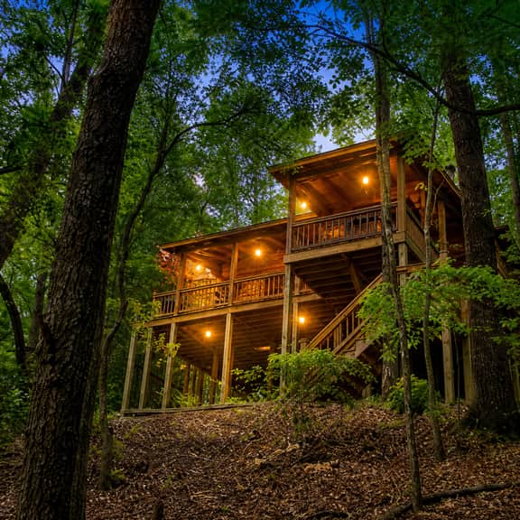 Mountain Lake Hideaway