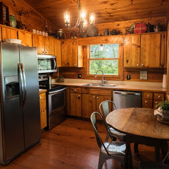 Mountain Lake Hideaway