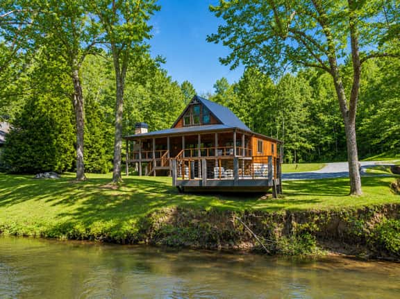 Whispering River Retreat